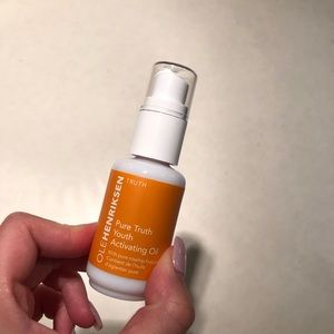 BRAND NEW full size Ole Henriksen face oil